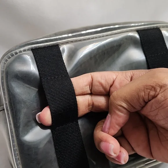 UGG Janey II Clear Sheepskin Crossbody Bag - Picture 14 of 15